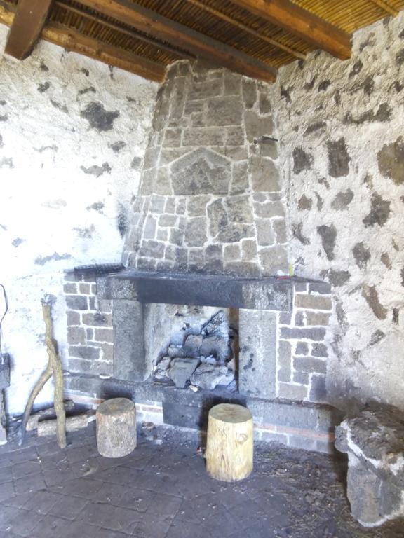 Bed and Breakfast Il Giardino Di Leoca Nicolosi Exterior foto